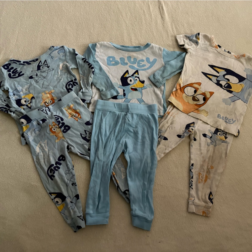 Bluey Kids Pajama Set - Blue and White